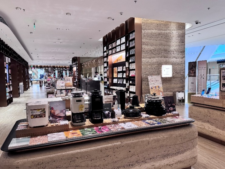 siroca | 西罗卡驻前檐书店，用创新思维开拓新渠道